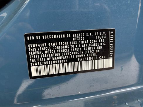 Used 2025 Volkswagen Jetta Sport FWD image 29