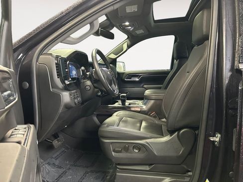 Used 2023 Chevrolet Silverado 1500 LTZ image 15