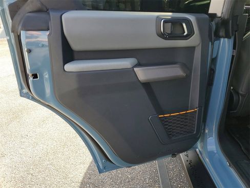 Used 2023 Ford Bronco Badlands image 23