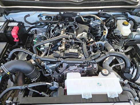 Certified 2025 Toyota Tacoma SR5 image 21