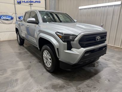 Used 2025 Toyota Tacoma SR5