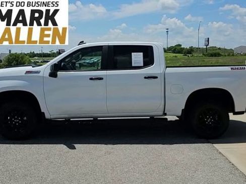 Used 2022 Chevrolet Silverado 1500 LT Trail Boss w/ Convenience Package II AWD/4WD image 5
