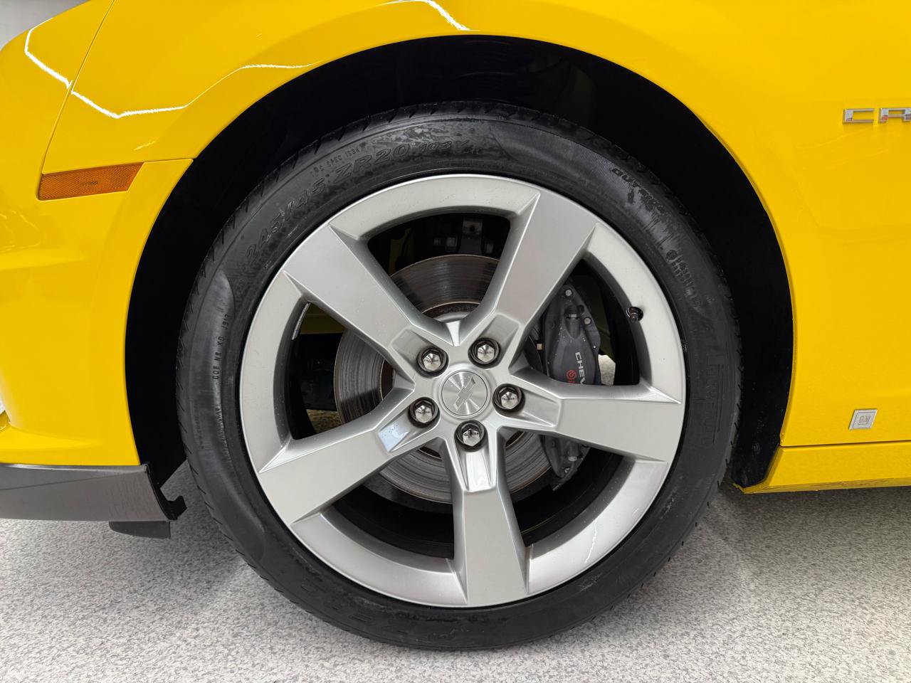 Used 2010 Chevrolet Camaro SS RWD image 24