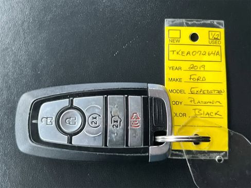 Used 2019 Ford Expedition Platinum image 34