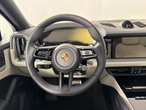 New 2026 Porsche Cayenne S AWD/4WD image 21