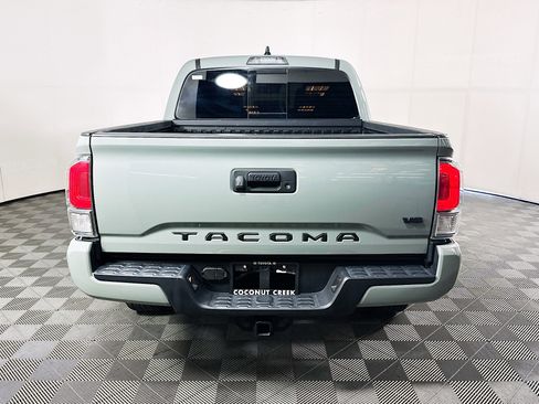 Used 2023 Toyota Tacoma TRD Sport RWD image 4