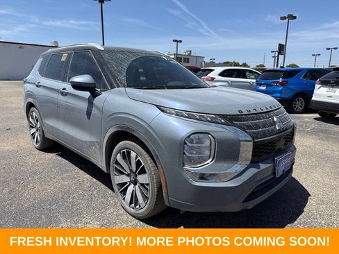 Used 2025 Mitsubishi Outlander SEL FWD image 1