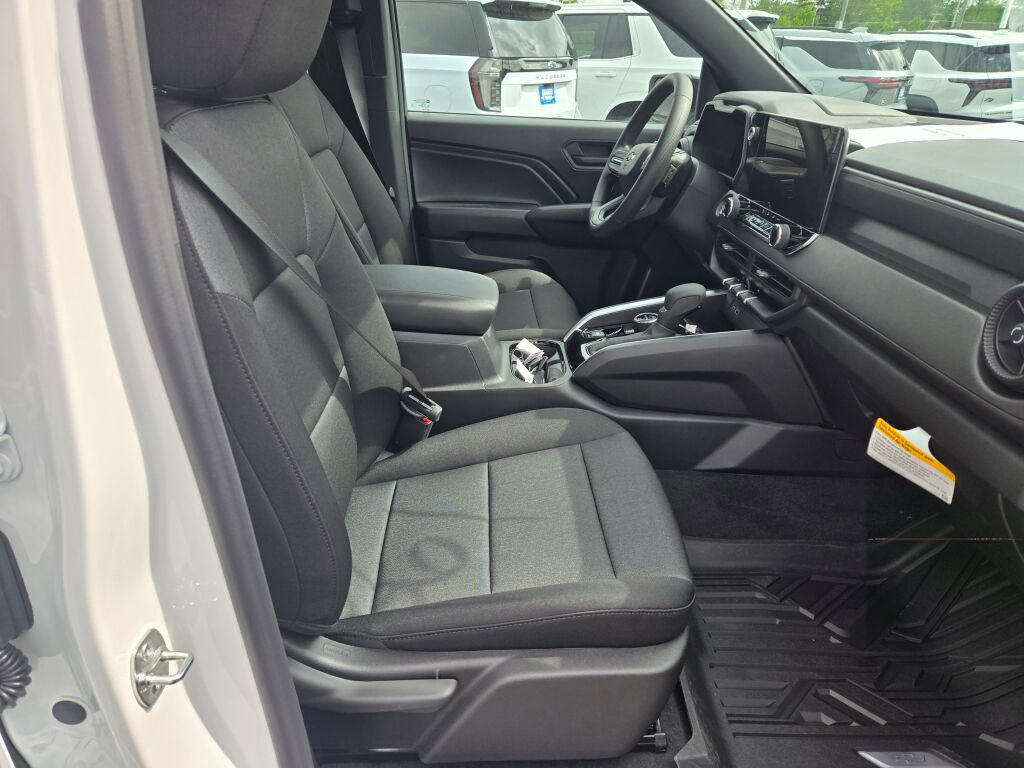 New 2026 Chevrolet Colorado Trail Boss AWD/4WD image 4