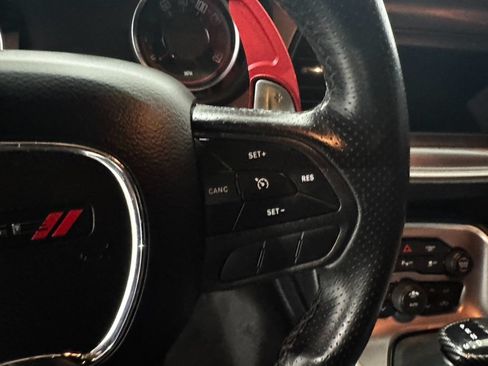 Used 2022 Dodge Challenger GT RWD image 6