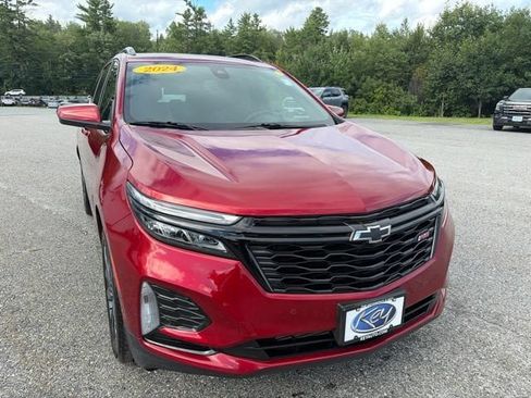 Used 2024 Chevrolet Equinox RS w/ LPO, Floor Liner Package AWD/4WD image 9