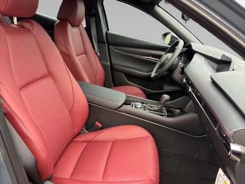 New 2026 MAZDA MAZDA3 Carbon image 18