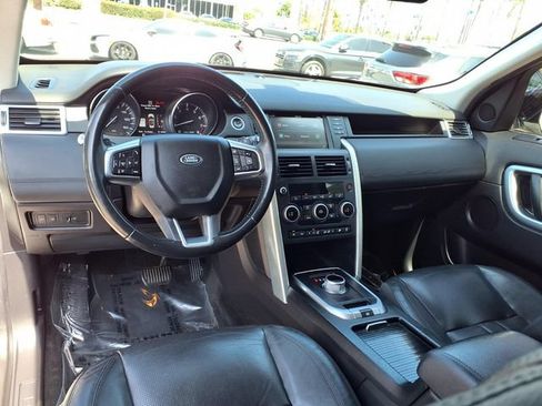 Used 2016 Land Rover Discovery Sport HSE AWD/4WD image 11