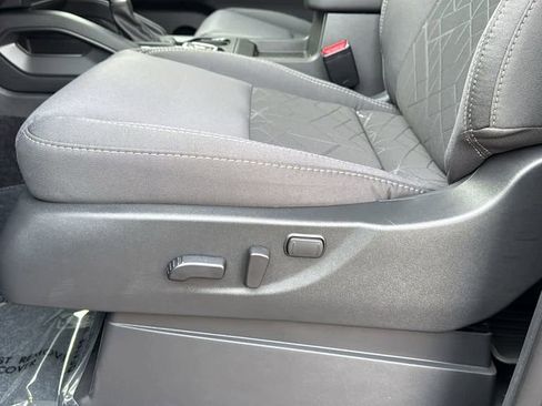 New 2026 Nissan Frontier SV w/ Tow Package image 17