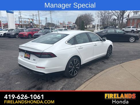 New 2026 Honda Accord Touring image 5