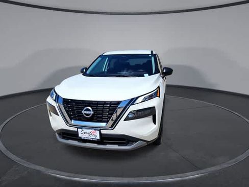 Used 2023 Nissan Rogue S FWD image 3