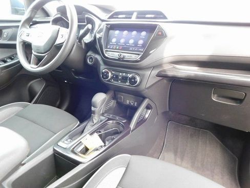 Used 2023 Chevrolet TrailBlazer LT w/ Convenience Package image 18