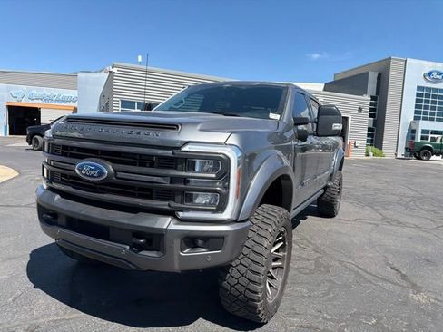 Used 2024 Ford F250 Lariat w/ Lariat Ultimate Package AWD/4WD image 18