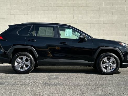 Used 2023 Toyota RAV4 XLE FWD image 3