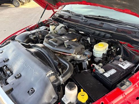 Used 2017 RAM 3500 Tradesman w/ Chrome Appearance Group image 37