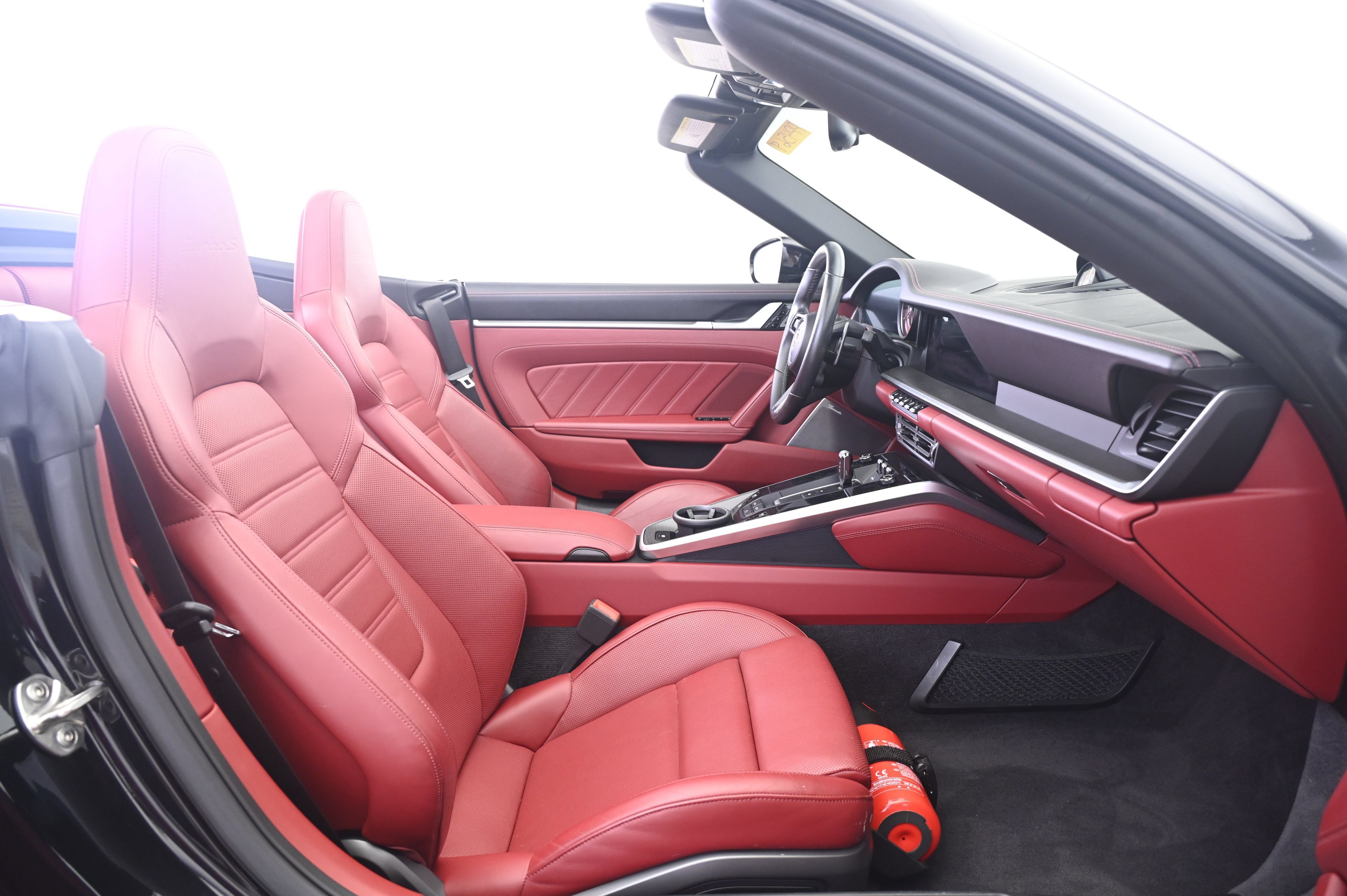 Certified 2021 Porsche 911 Turbo S AWD/4WD image 22