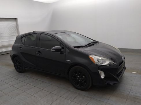 Used 2016 Toyota Prius C Persona Series image 11