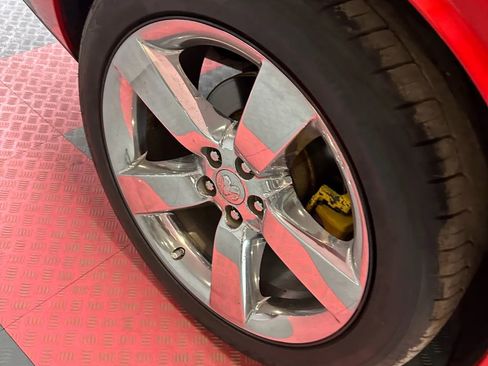 Used 2010 Dodge Challenger R/T image 31