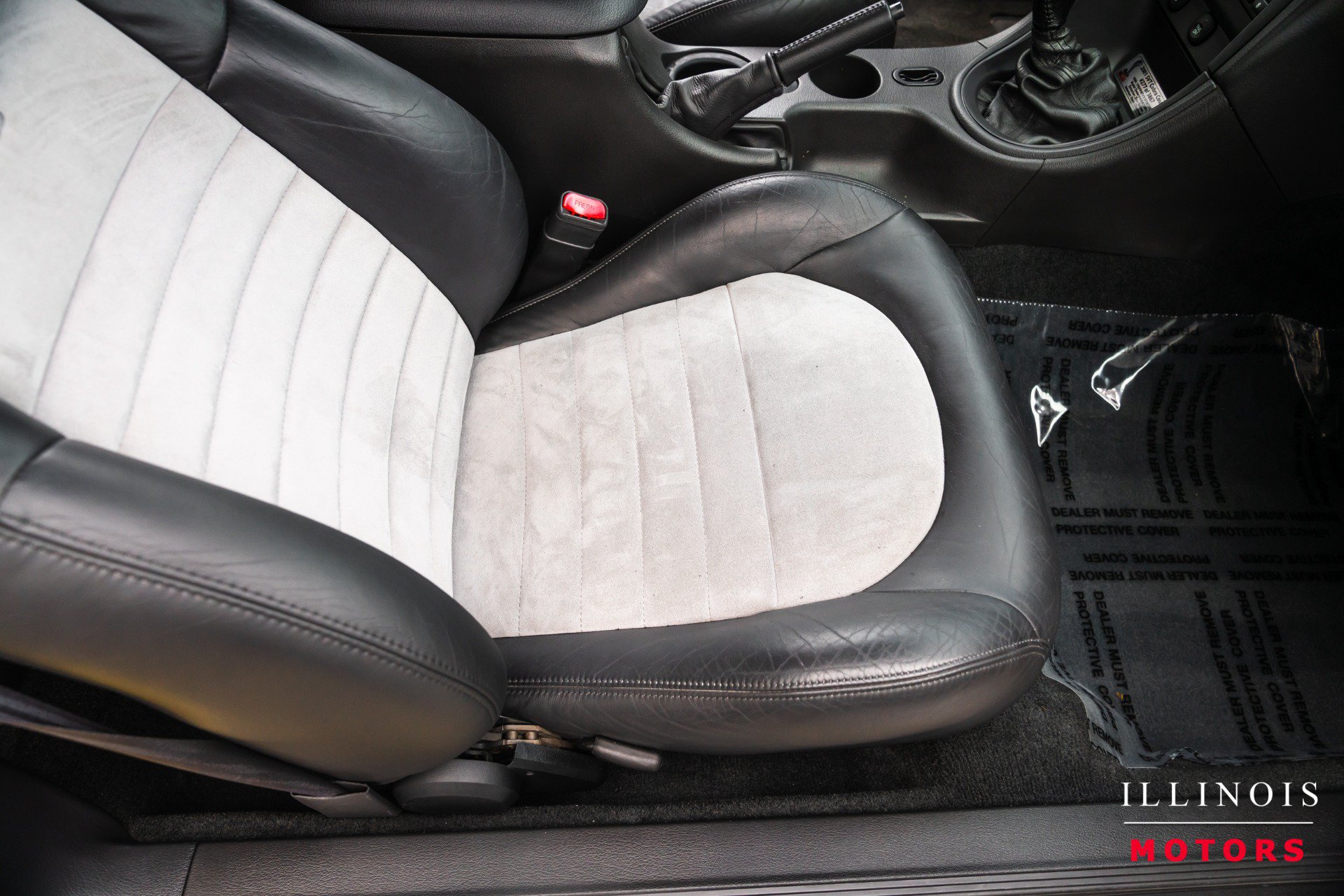 Used 2001 Ford Mustang Cobra RWD image 28