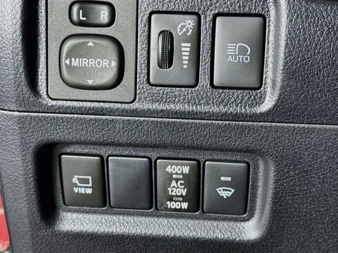 Used 2023 Toyota 4Runner Limited AWD/4WD image 15