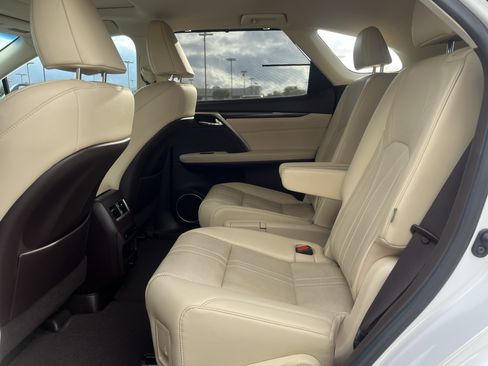 Used 2019 Lexus RX 350L Luxury w/ Accessory Package FWD image 31