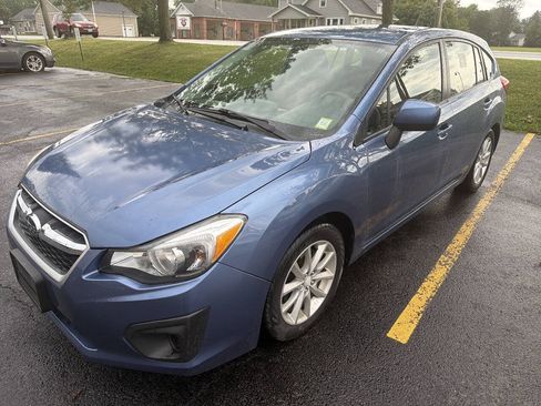 Used 2014 Subaru Impreza 2.0i Premium w/ All-Weather Package w/CVT AWD/4WD image 12