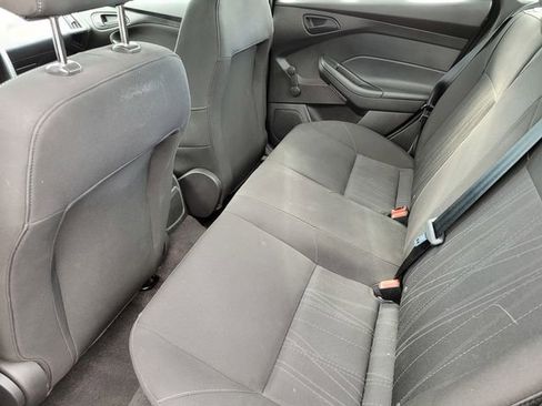 Used 2018 Ford Focus S image 15