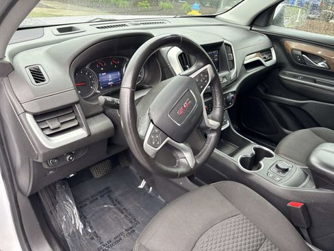 Used 2020 GMC Terrain SLE w/ Driver Convenience Package FWD image 16