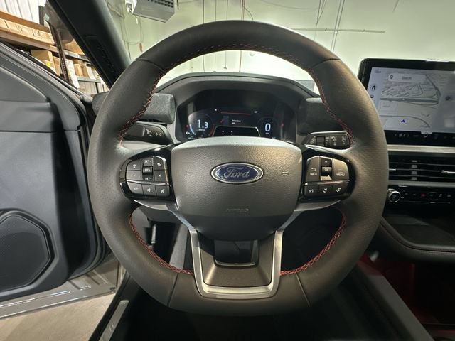 Used 2026 Ford Explorer ST-Line w/ ST-Line Street Pack AWD/4WD image 15