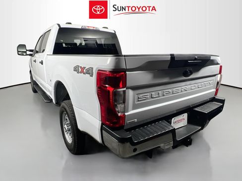 Used 2022 Ford F250 XL w/ Power Equipment Group image 6