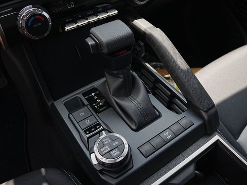 New 2026 Toyota Tacoma TRD Off-Road AWD/4WD image 16