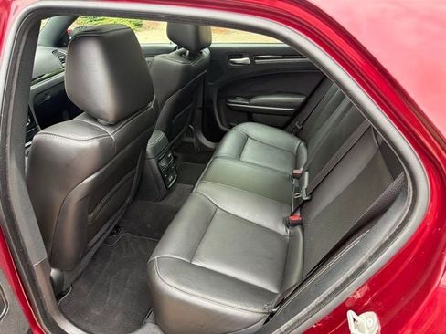 Used 2023 Chrysler 300 S w/ Comfort Group RWD image 18