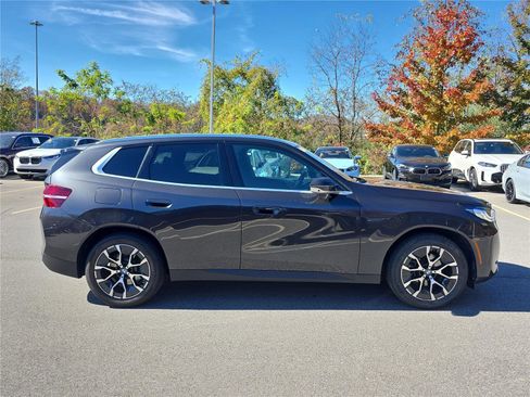 Certified 2025 BMW X3 xDrive30i image 2