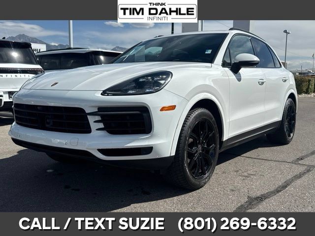 Used 2020 Porsche Cayenne AWD/4WD image 5