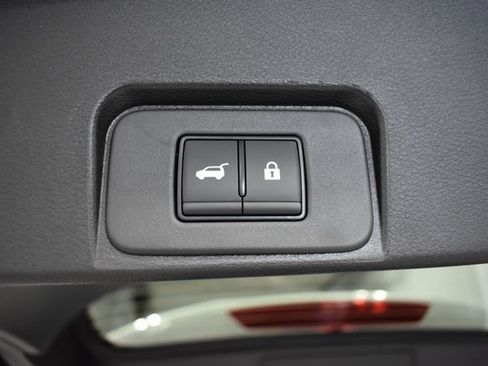 New 2026 Nissan Rogue SV image 30