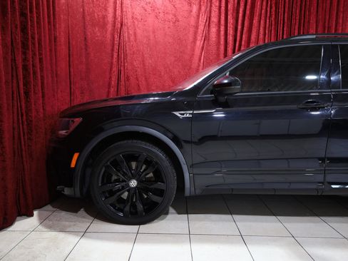 Used 2020 Volkswagen Tiguan SE R-Line image 5