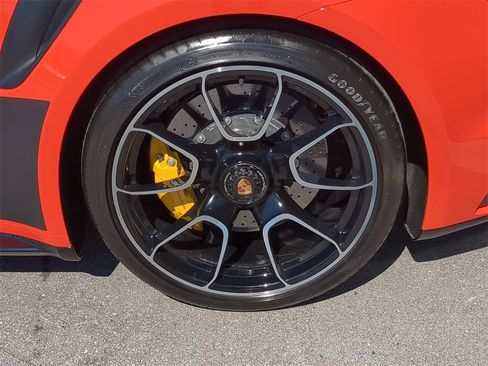 Used 2021 Porsche 911 Turbo S image 14