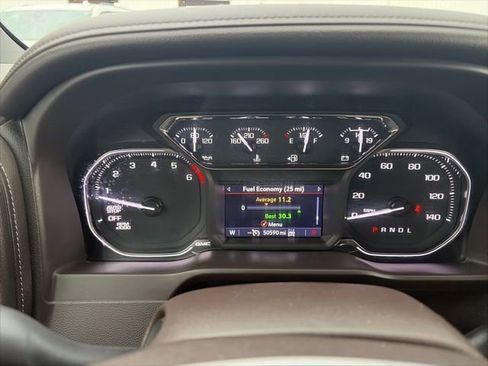 Used 2021 GMC Sierra 1500 SLT w/ SLT Premium Package AWD/4WD image 20