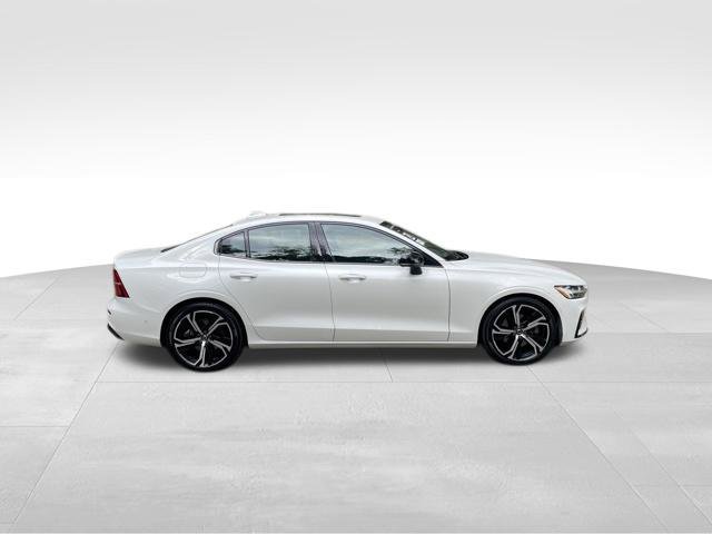 Certified 2023 Volvo S60 B5 Plus AWD/4WD image 9