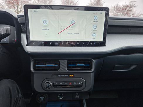 New 2026 Ford Maverick XLT w/ XLT Luxury Package image 13