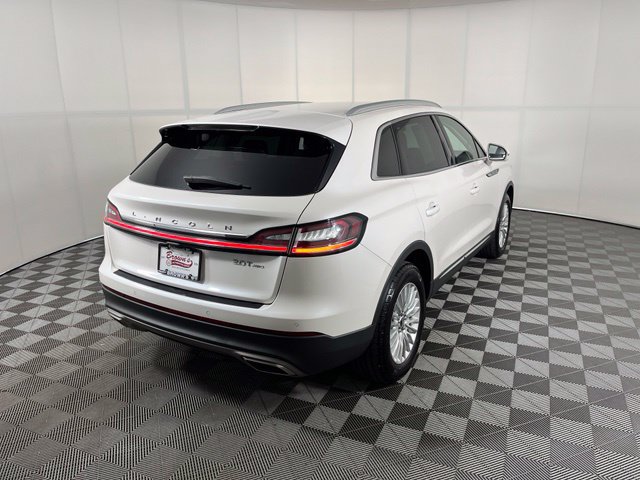 Used 2019 Lincoln Nautilus Premier AWD/4WD image 7