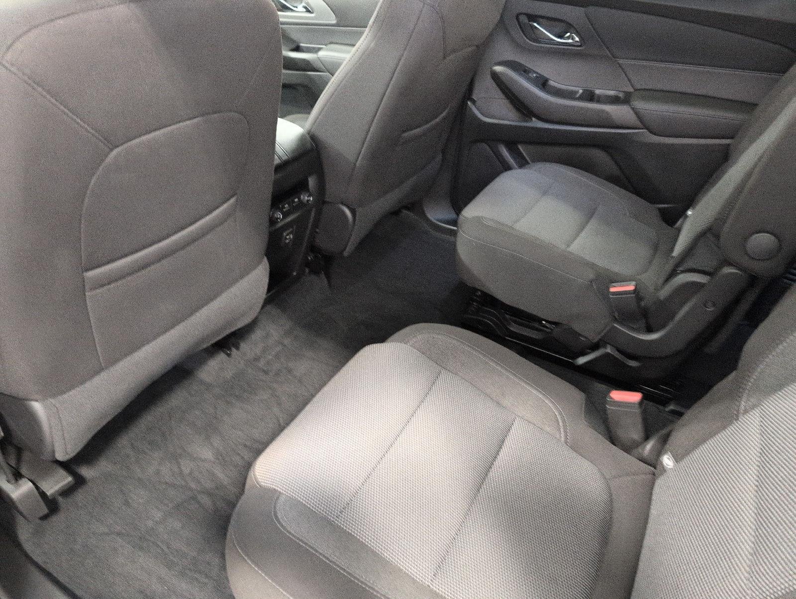 Used 2023 Chevrolet Traverse LT AWD/4WD image 22