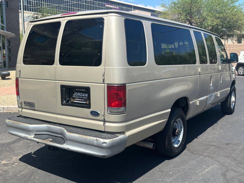 Used 2007 Ford E-350 and Econoline 350 XL RWD image 6