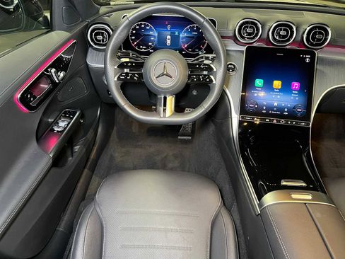 Used 2025 Mercedes-Benz C 300 4MATIC Sedan image 39