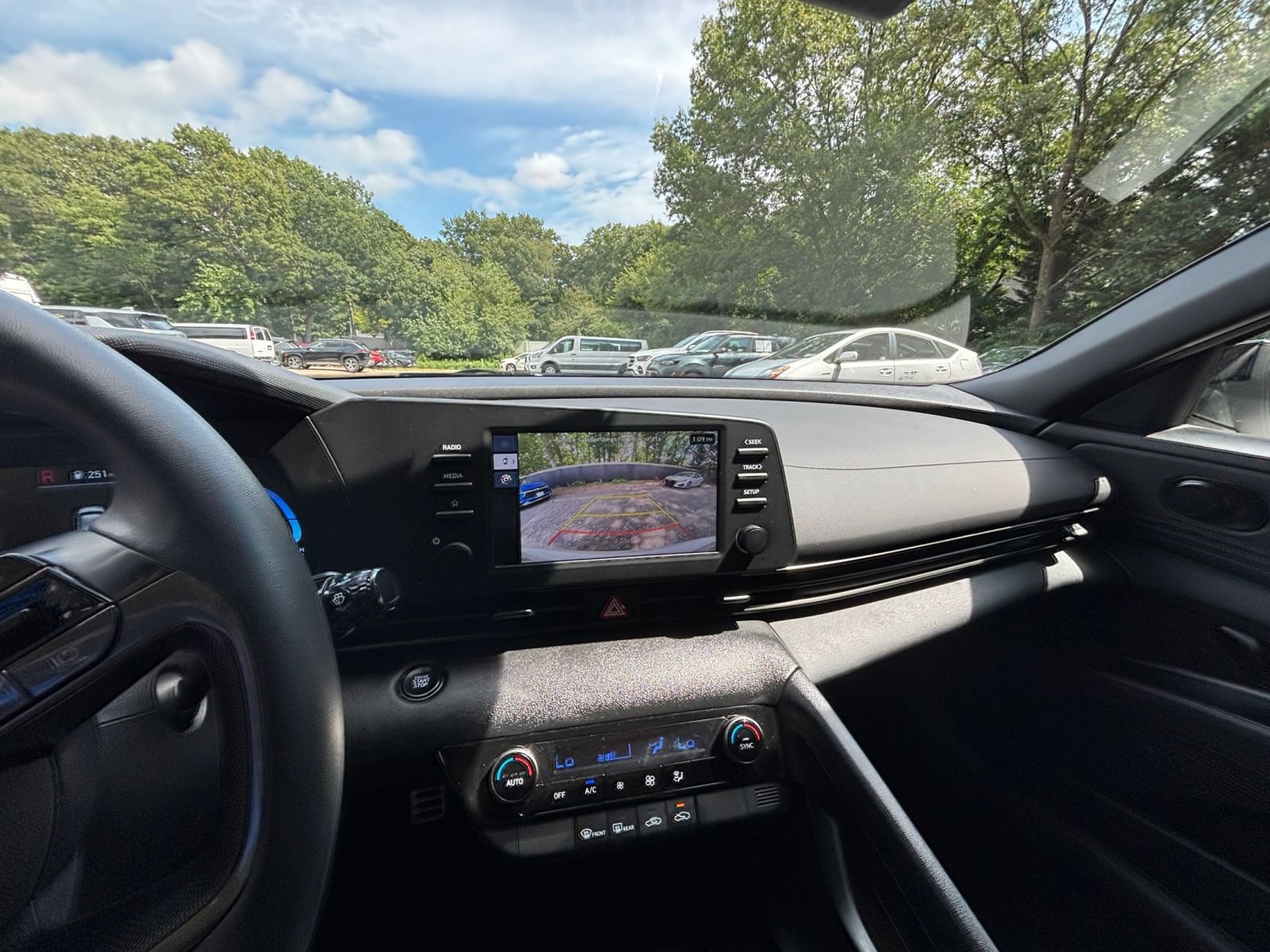 Used 2026 Hyundai Elantra Sport FWD image 22