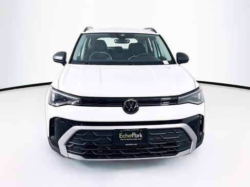 Used 2025 Volkswagen Taos S image 2